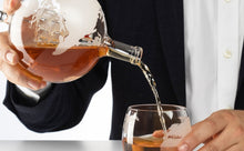 Carregar imagem no visualizador da galeria, Decantador de uísque globo