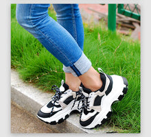 Carregar imagem no visualizador da galeria, Tênis feminino plataforma