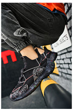 Carregar imagem no visualizador da galeria, Tênis masculino Trainer Race