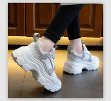 Carregar imagem no visualizador da galeria, Tênis feminino plataforma
