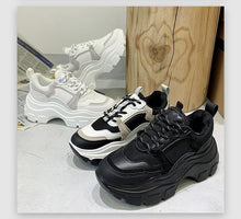 Carregar imagem no visualizador da galeria, Tênis feminino plataforma
