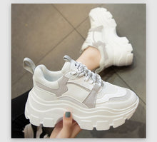 Carregar imagem no visualizador da galeria, Tênis feminino plataforma
