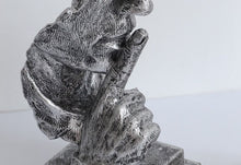 Carregar imagem no visualizador da galeria, Estátua ornamento abstrato Silêncio
