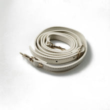 Carregar imagem no visualizador da galeria, Alça de bolsa para cintos de couro PU com 120 cm de comprimento
