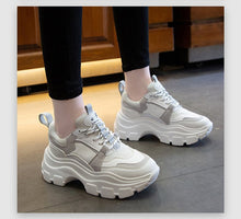 Carregar imagem no visualizador da galeria, Tênis feminino plataforma
