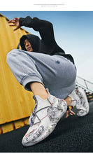 Carregar imagem no visualizador da galeria, Tênis masculino Trainer Race
